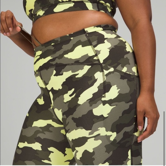 NEW Lululemon Swift Speed High Rise Tight 28 in - Picture 7 of 10